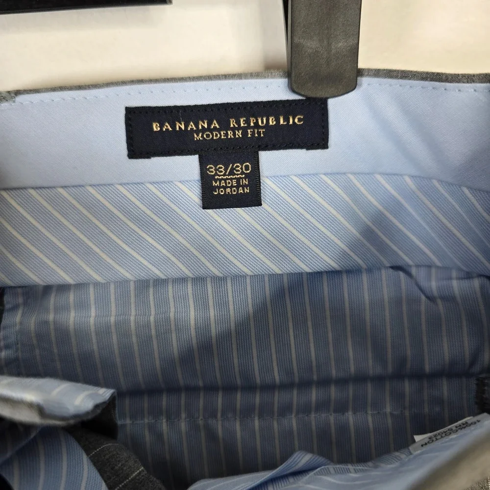 Banana Republic Modern Fit Mens Gray Pinstripe Dress Pants Size 33x30‎ Cotton